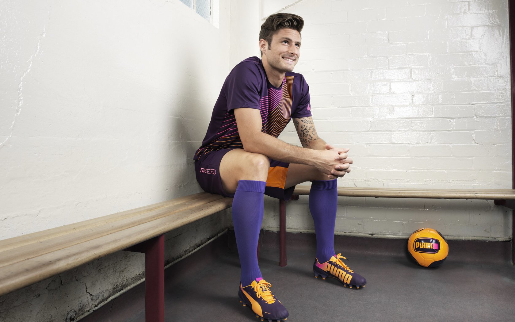 国际天悬飞索竞速赛，极速飞跃挑战极限