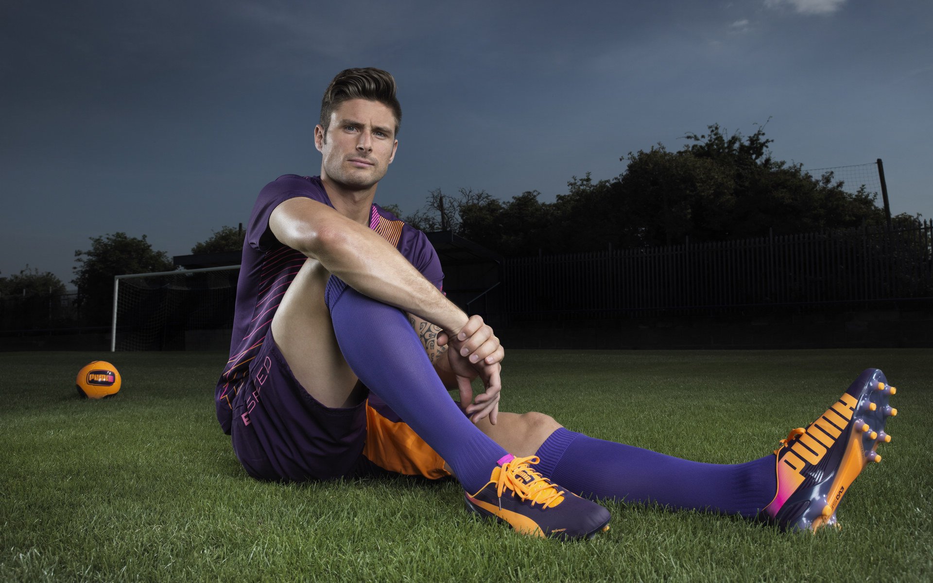 意甲焦点，比分1-0，关键进球由国脚C·罗完成，中场控球占优，抢断率75%